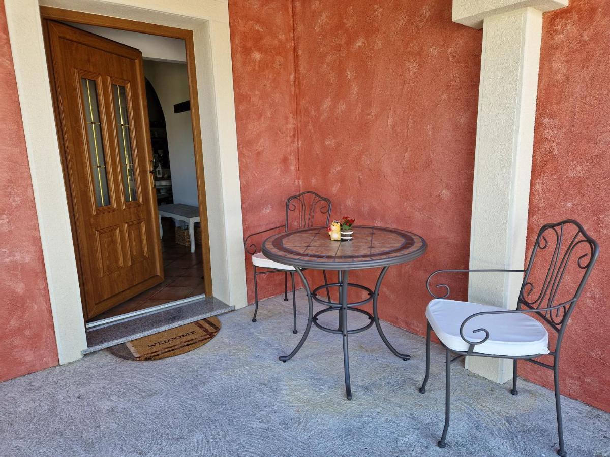 Wine & Apartment Vinales Koper Exterior photo